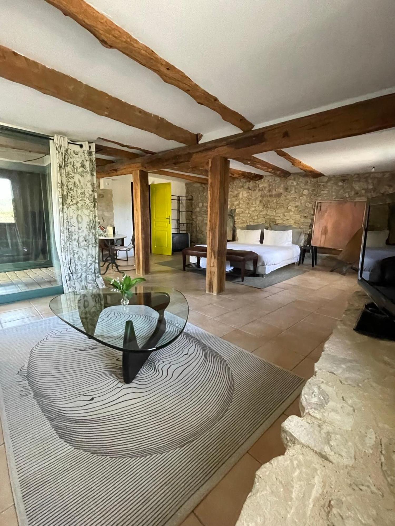 Bed and Breakfast La Belugue Beaumont-de-Pertuis Екстер'єр фото